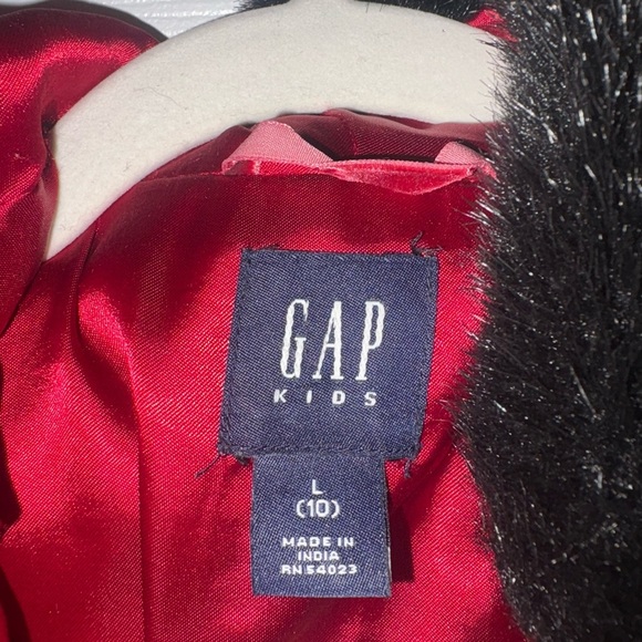 GAP Black Faux Fur Kids Jacket with Red Lining - Picture 3 of 5